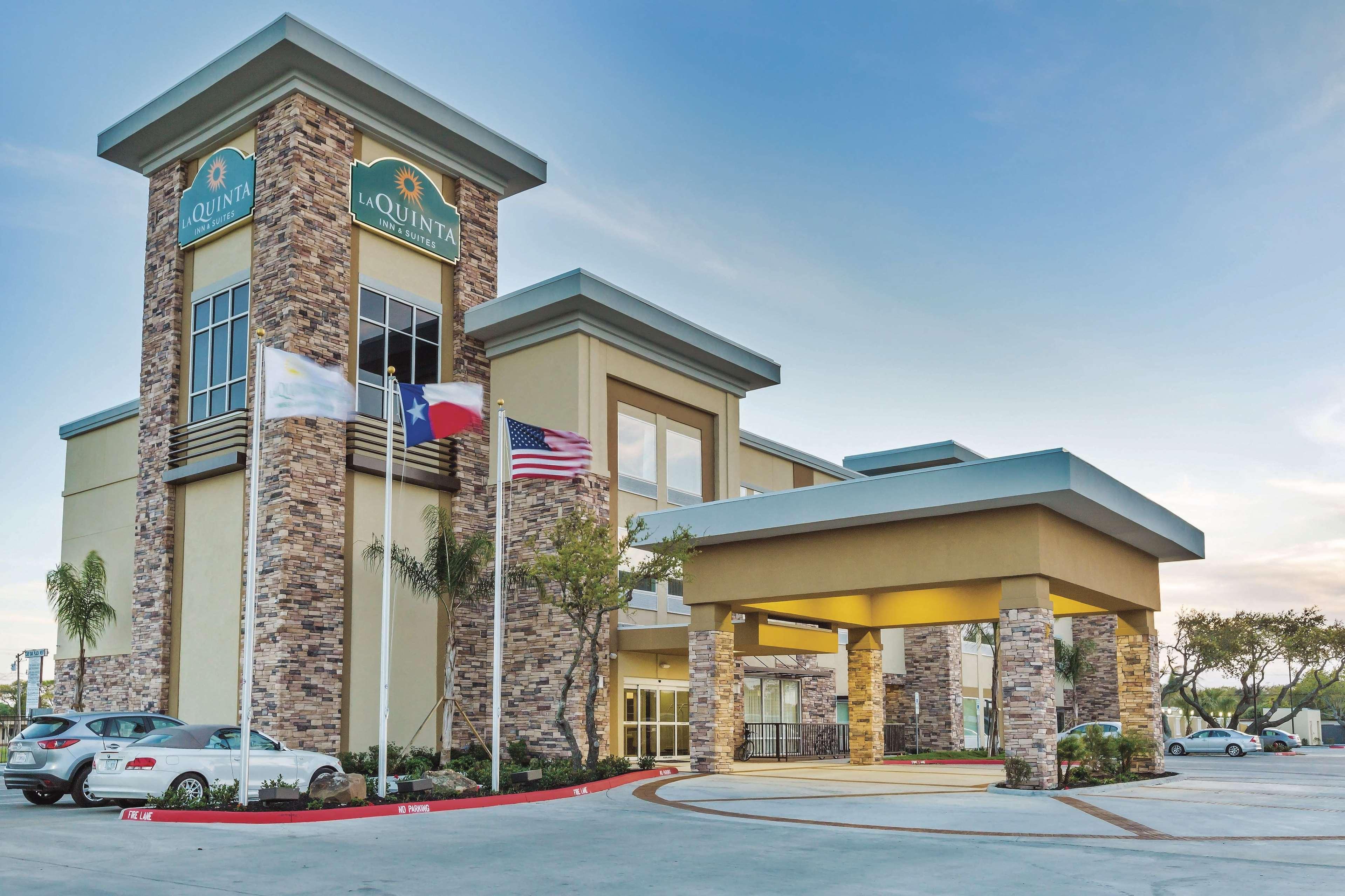 La Quinta By Wyndham Rockport - Fulton Hotel Exterior photo