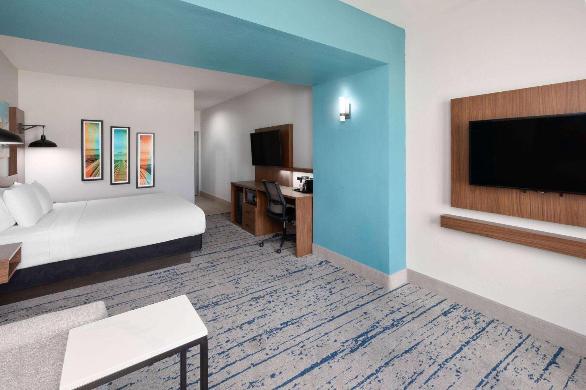 La Quinta By Wyndham Rockport - Fulton Hotel Exterior photo