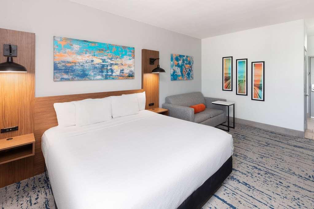 La Quinta By Wyndham Rockport - Fulton Hotel Room photo