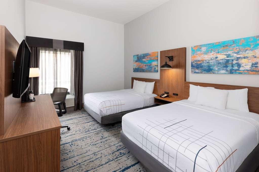 La Quinta By Wyndham Rockport - Fulton Hotel Room photo